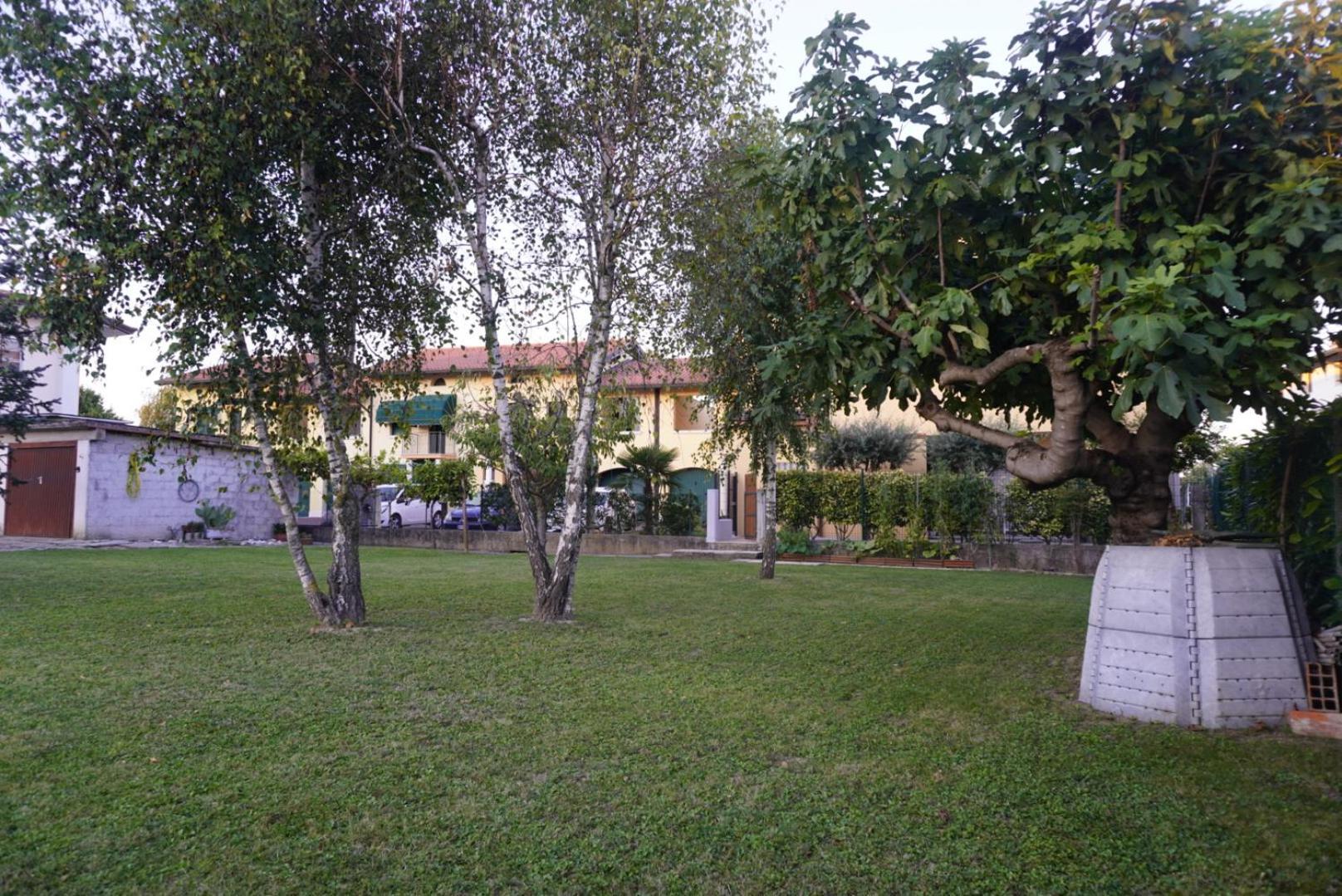 Oliva'S House Appartamento Con Giardino Palazzolo dello Stella Bagian luar foto